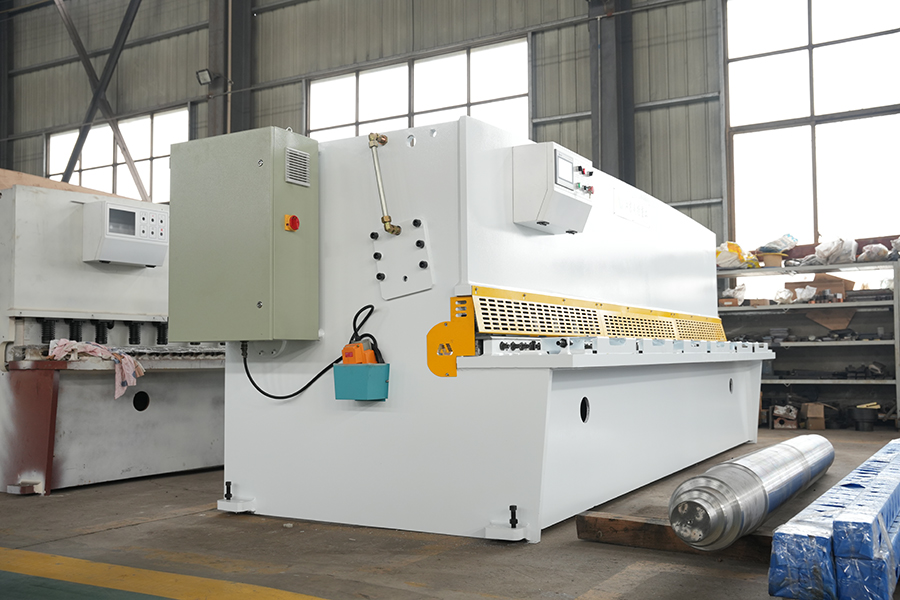 Hoe verbetert de CNC-technologie in een veegwagen de prestaties en efficiëntie?